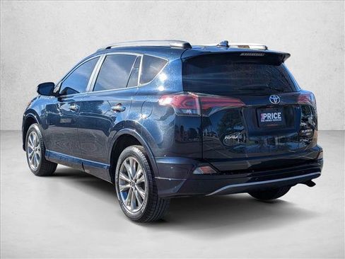Used 2017 Toyota RAV4 Platinum image 7