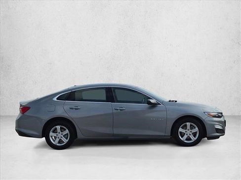 Used 2023 Chevrolet Malibu LT FWD image 4