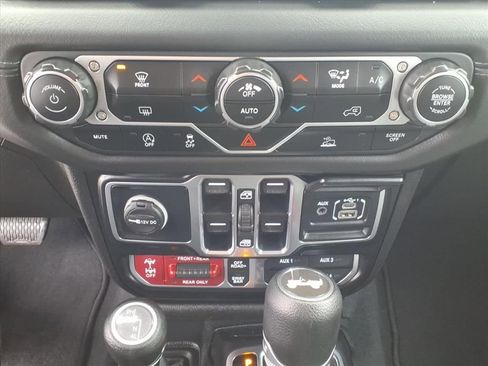 Certified 2024 Jeep Wrangler Unlimited Rubicon image 8