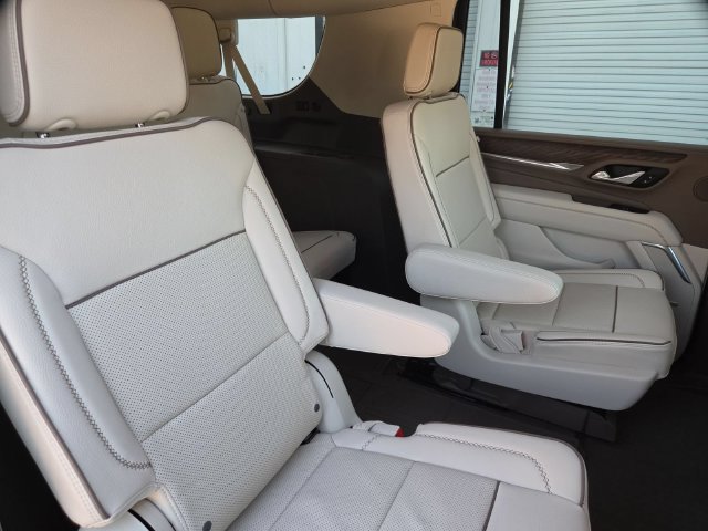 Certified 2024 GMC Yukon XL Denali AWD/4WD image 27