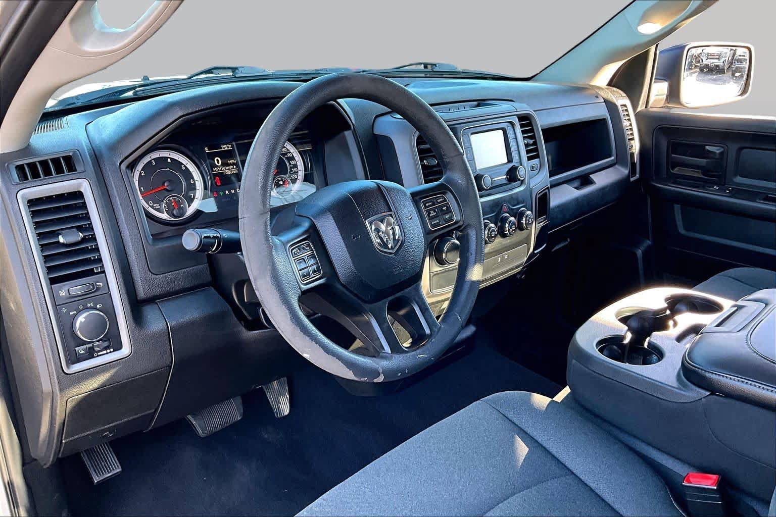Used 2022 RAM 1500 Tradesman w/ Chrome Plus Package RWD image 18