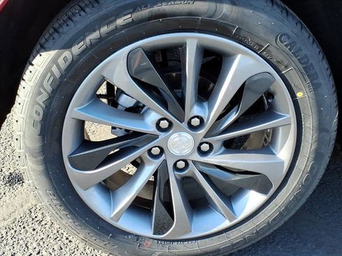 Used 2022 Buick Encore GX Preferred w/ Sport Touring Package image 9