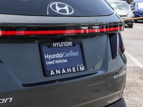 Used 2023 Hyundai Tucson Limited AWD/4WD image 12