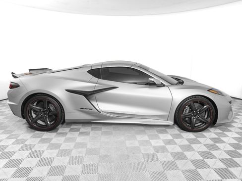 Used 2026 Chevrolet Corvette Z06 RWD image 3