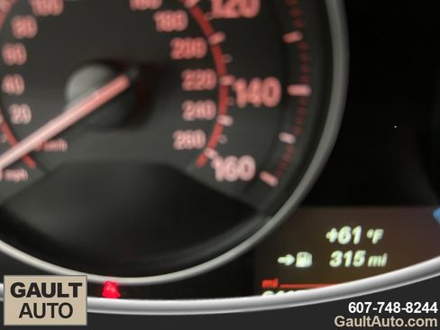 Used 2018 BMW 330i xDrive Sedan w/ Premium Package image 9