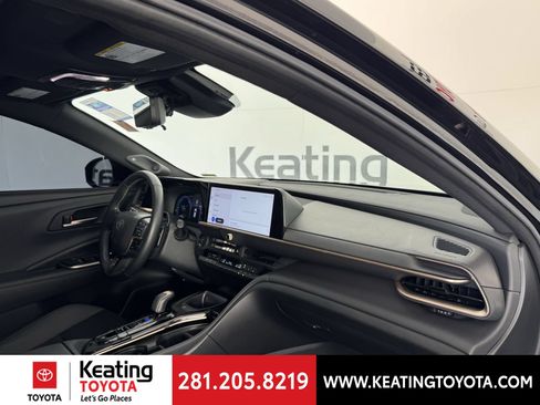 Certified 2025 Toyota Crown Signia w/ Advanced Technology Package AWD/4WD image 23