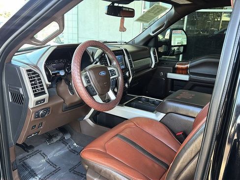 Used 2021 Ford F350 King Ranch w/ King Ranch Ultimate Package AWD/4WD image 4