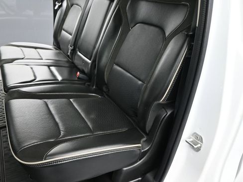 Used 2022 RAM 1500 Laramie image 11