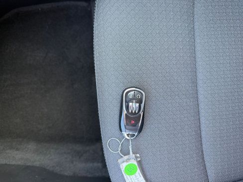 Used 2025 Buick Encore GX Preferred image 22