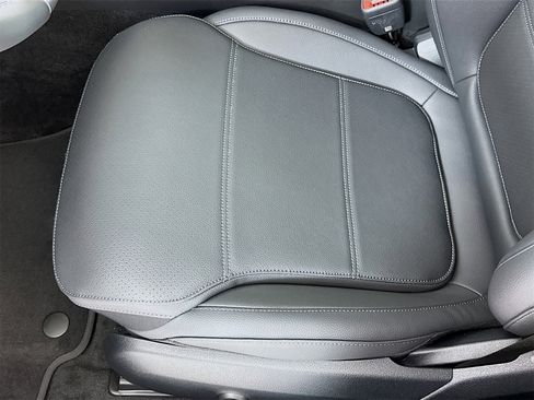 New 2026 Mercedes-Benz C 300 Sedan image 19