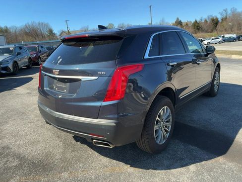 Used 2019 Cadillac XT5 Luxury image 2