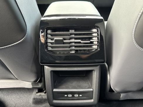 New 2026 Volkswagen ID.4 Pro S AWD/4WD image 17
