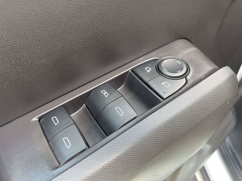 Used 2025 Chevrolet Colorado Trail Boss AWD/4WD image 6