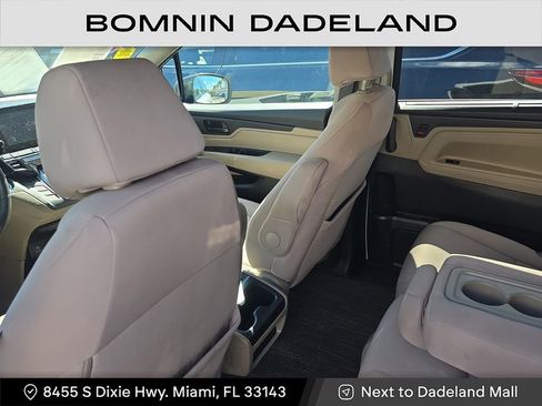 Used 2022 Honda Odyssey EX image 11