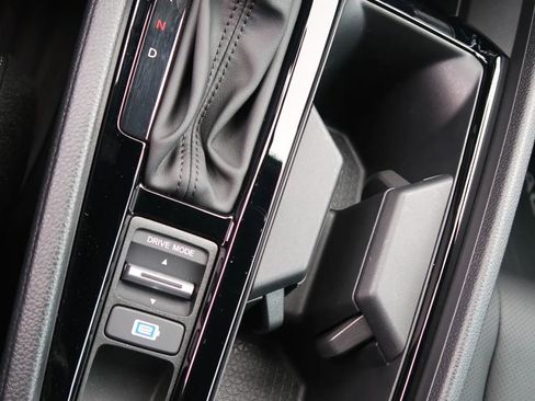 Used 2024 Honda Accord Sport image 30