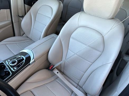 Used 2017 Mercedes-Benz GLC 300 image 22