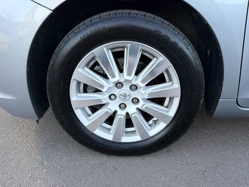 Used 2017 Toyota Sienna XLE Premium image 41