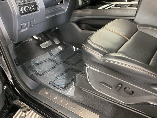 Used 2023 Ford F350 Platinum w/ FX4 Off-Road Package AWD/4WD image 20