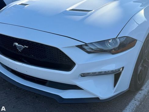 Used 2022 Ford Mustang Premium image 8