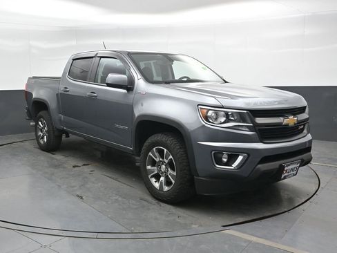 Used 2018 Chevrolet Colorado Z71 AWD/4WD image 6