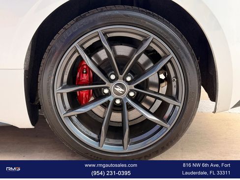 Used 2024 Nissan Z Performance w/ Floor Mat Package RWD image 8