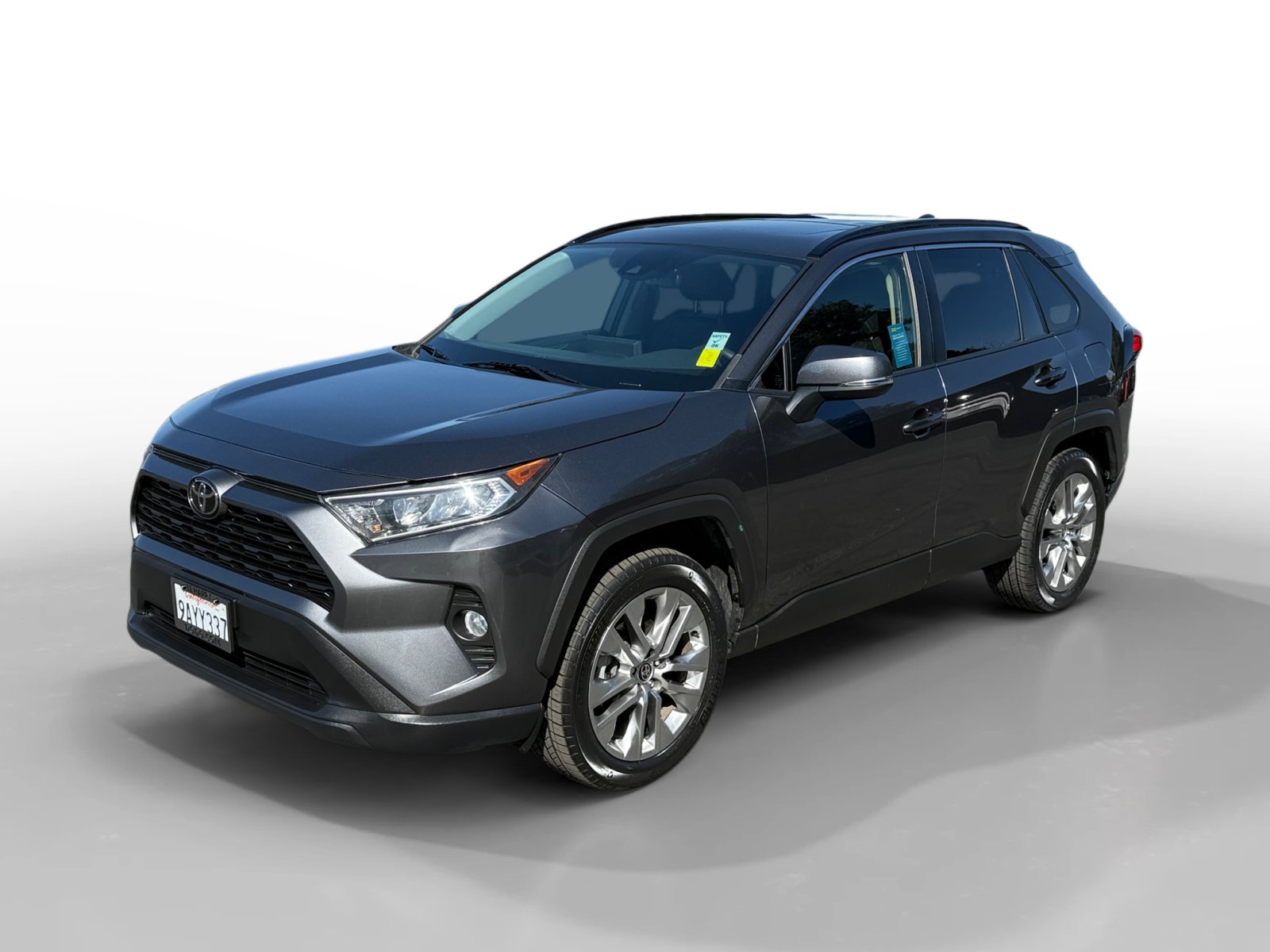 Used 2021 Toyota RAV4 XLE Premium FWD image 1