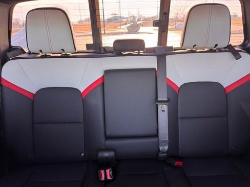 Used 2024 GMC Canyon AT4X w/ AT4X AEV Edition image 24