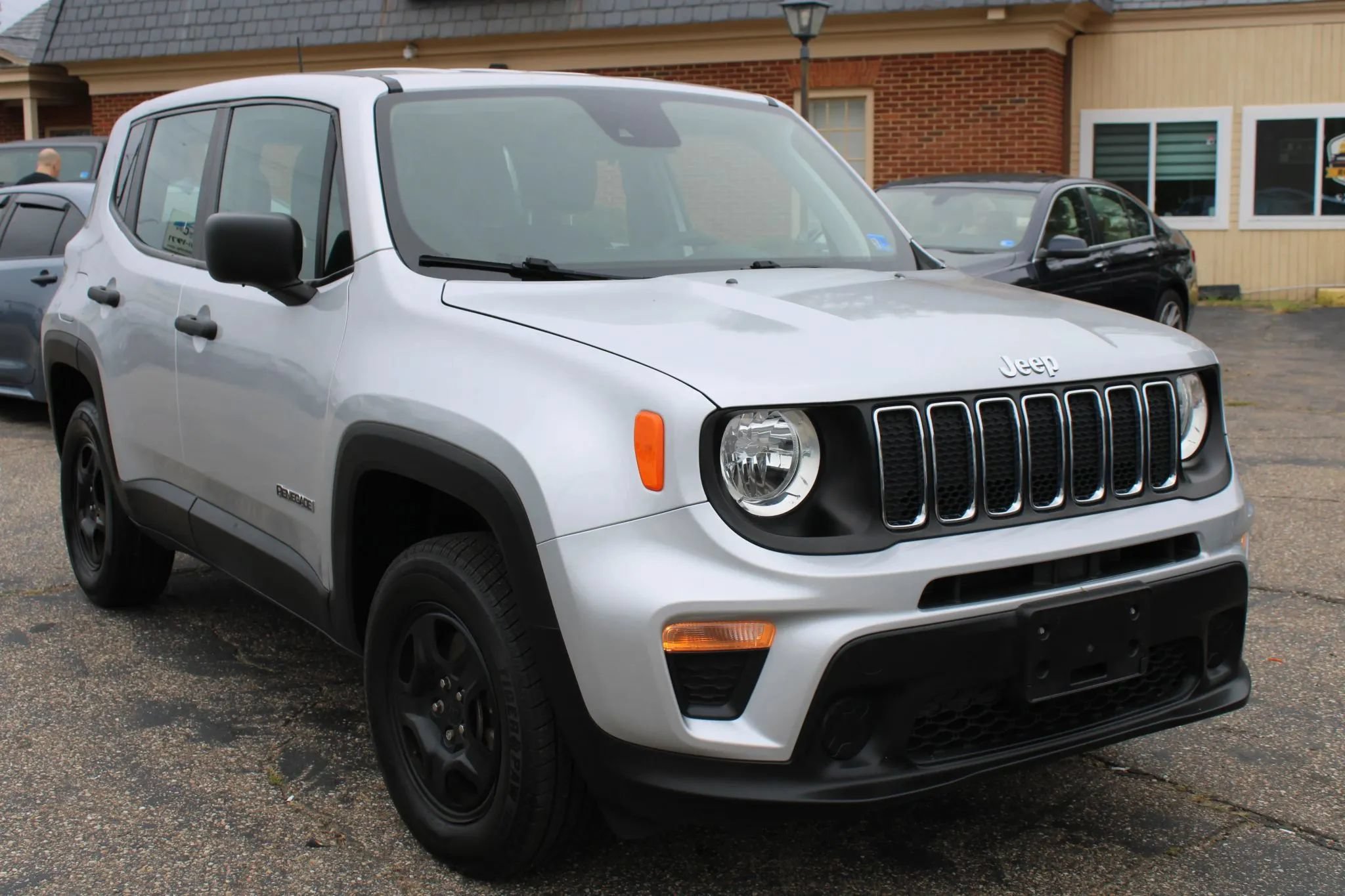 Used 2021 Jeep Renegade Sport AWD/4WD image 3