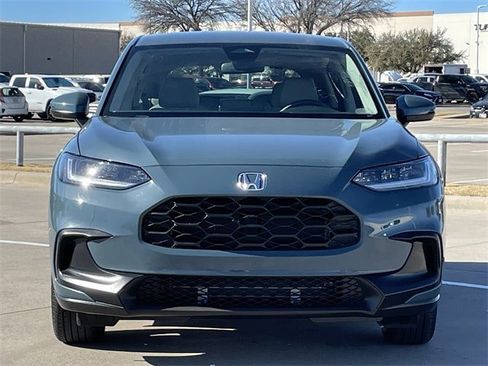 Certified 2025 Honda HR-V LX image 6