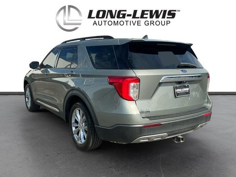 Used 2020 Ford Explorer XLT w/ Equipment Group 202A RWD image 4