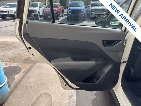 Used 2024 Subaru Crosstrek 2.0i Premium image 15