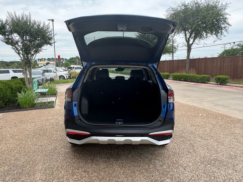Used 2024 Kia Sportage EX image 29