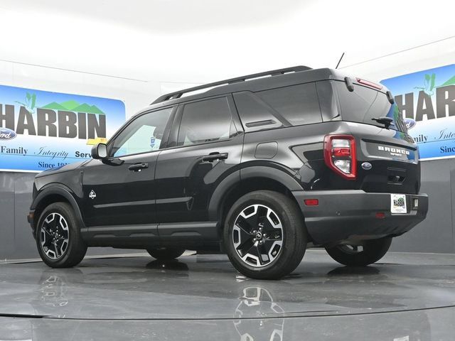 Used 2023 Ford Bronco Sport Outer Banks w/ Tech Package AWD/4WD image 19
