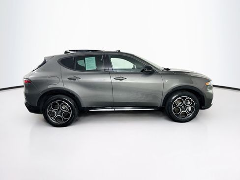 Used 2024 Alfa Romeo Tonale Ti AWD/4WD image 10