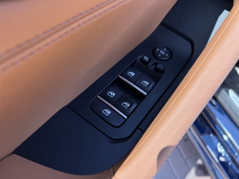 Used 2026 BMW X6 M60i image 15