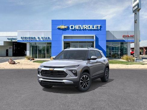 New 2026 Chevrolet TrailBlazer LT FWD image 8