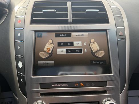 Used 2017 Lincoln MKZ Black Label w/ Climate Package FWD image 22