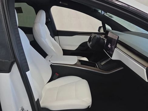 Used 2023 Tesla Model X AWD/4WD image 11