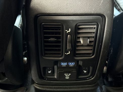 Used 2021 Dodge Durango R/T w/ Blacktop Package image 20