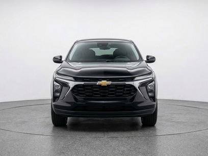 Used 2025 Chevrolet Trax LT