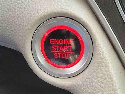 Used 2018 Honda Accord LX image 33