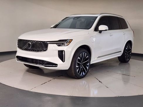 New 2026 Volvo XC90 T8 Plus w/ Protection Package Premier image 1