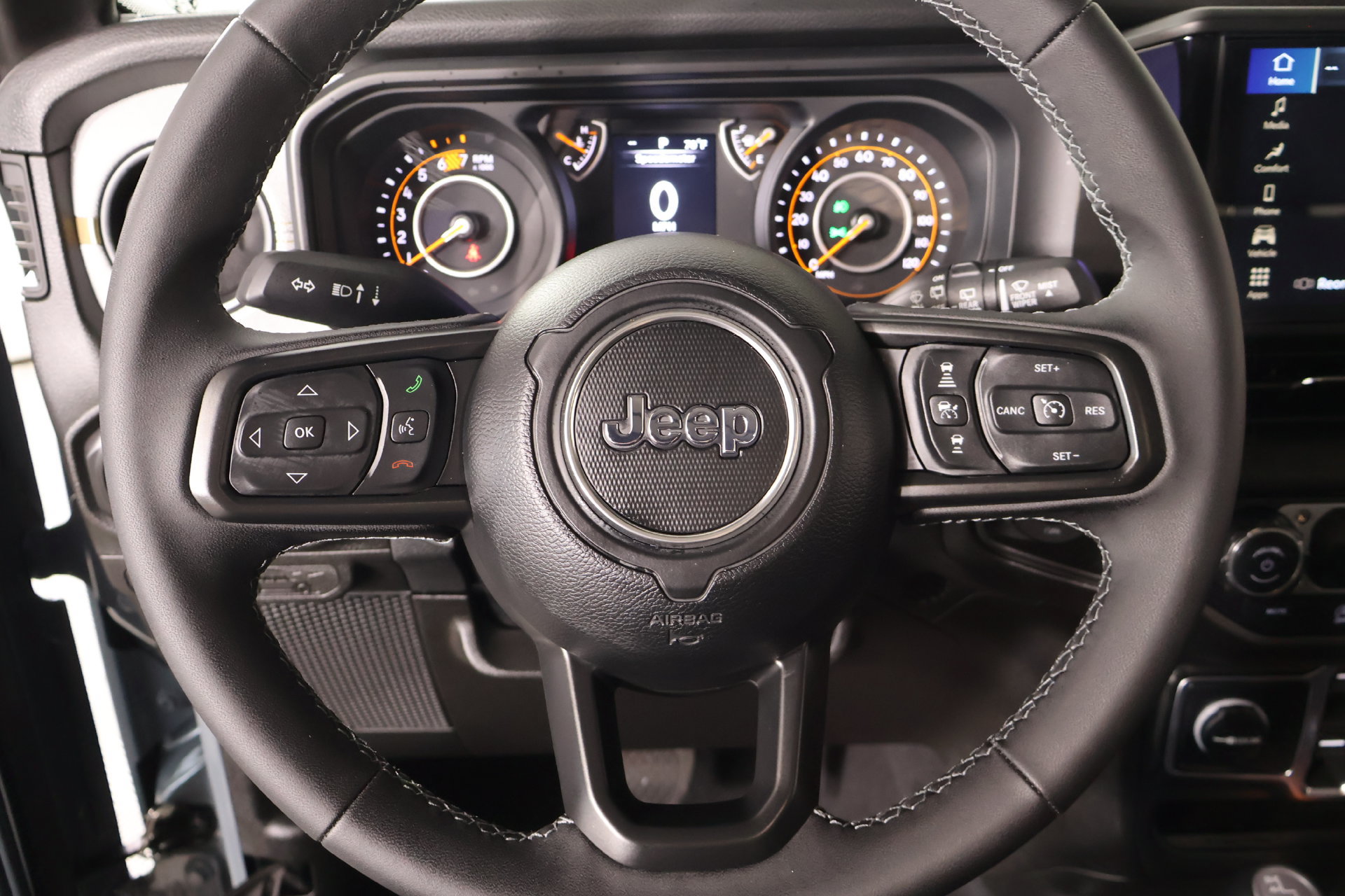 Used 2026 Jeep Wrangler Unlimited Sport AWD/4WD image 3