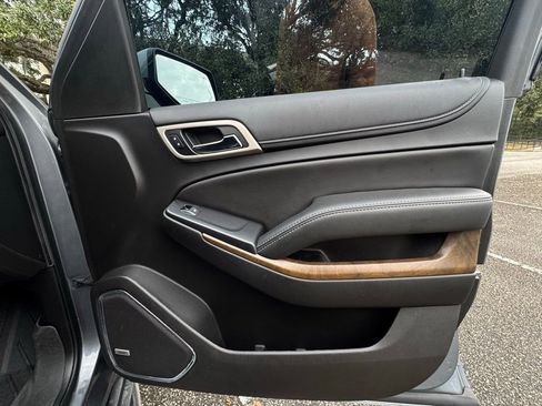 Used 2018 GMC Yukon XL Denali w/ Enhanced Security Package image 38