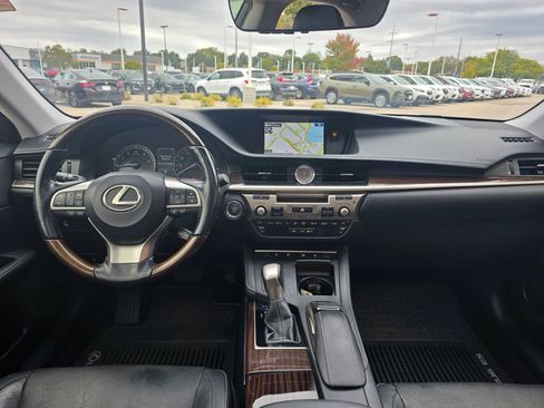 Used 2016 Lexus ES 350 ES 350 Sedan 4D image 11