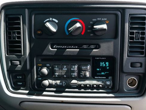 Used 1996 Chevrolet Impala SS image 21