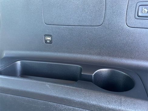 Used 2022 Kia Sorento SX image 36