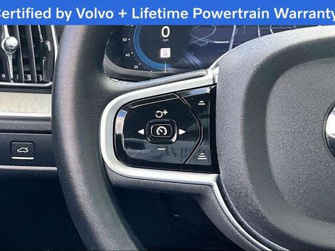 Certified 2025 Volvo XC60 B5 Plus image 25