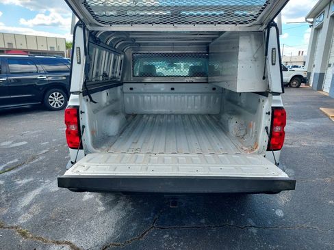 Used 2018 Chevrolet Silverado 1500 W/T AWD/4WD image 7