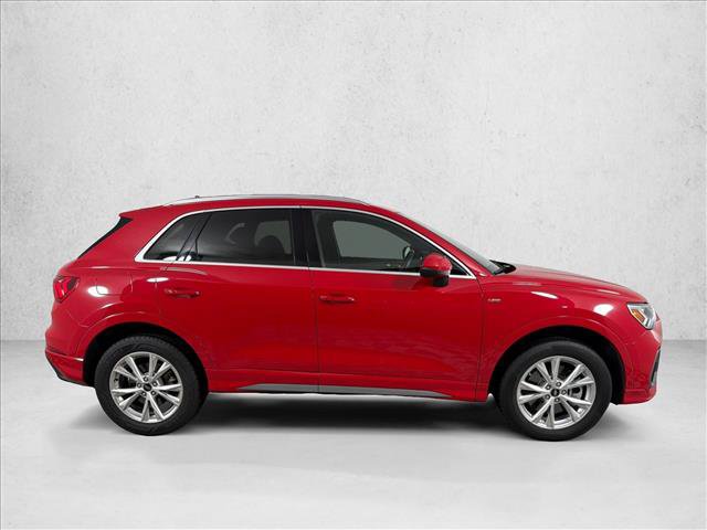 Used 2024 Audi Q3 2.0T Premium AWD/4WD image 3